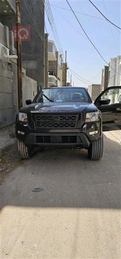 نیسان فرۆنتیر